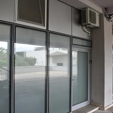 Διαμέρισμα Urban Nest Lazarica - Cozy Near & Center *