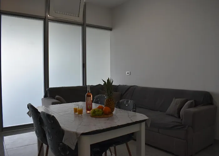 아파트 Urban Nest Lazarica - Cozy Near & Center *